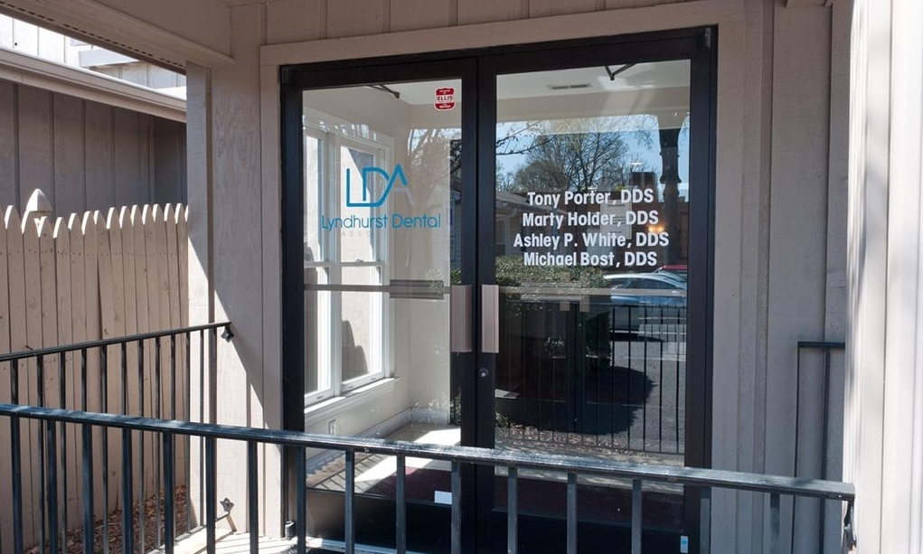 door sign